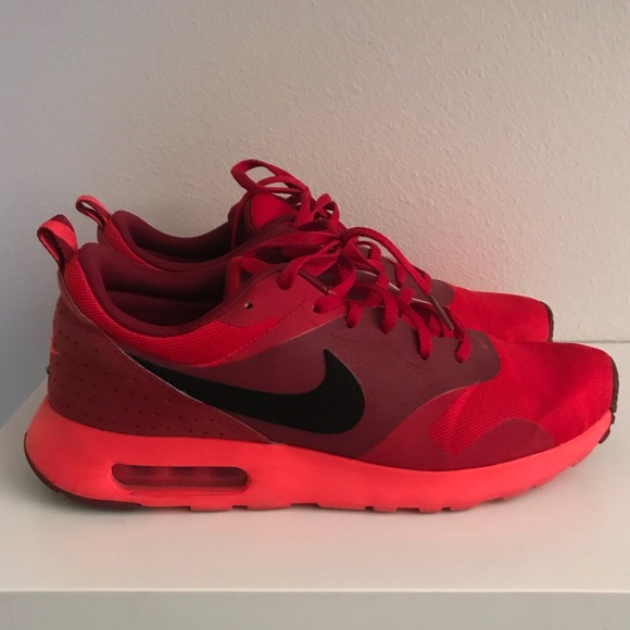 nike air max tavas university red